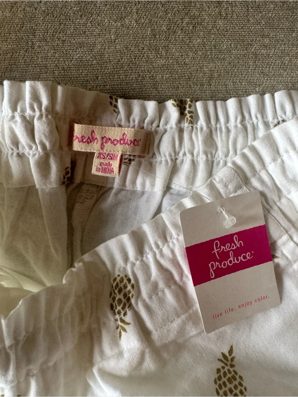 Fresh Produce Pineapple Adele Capri Pants White Gold Print Linen Blend XS/S NWT